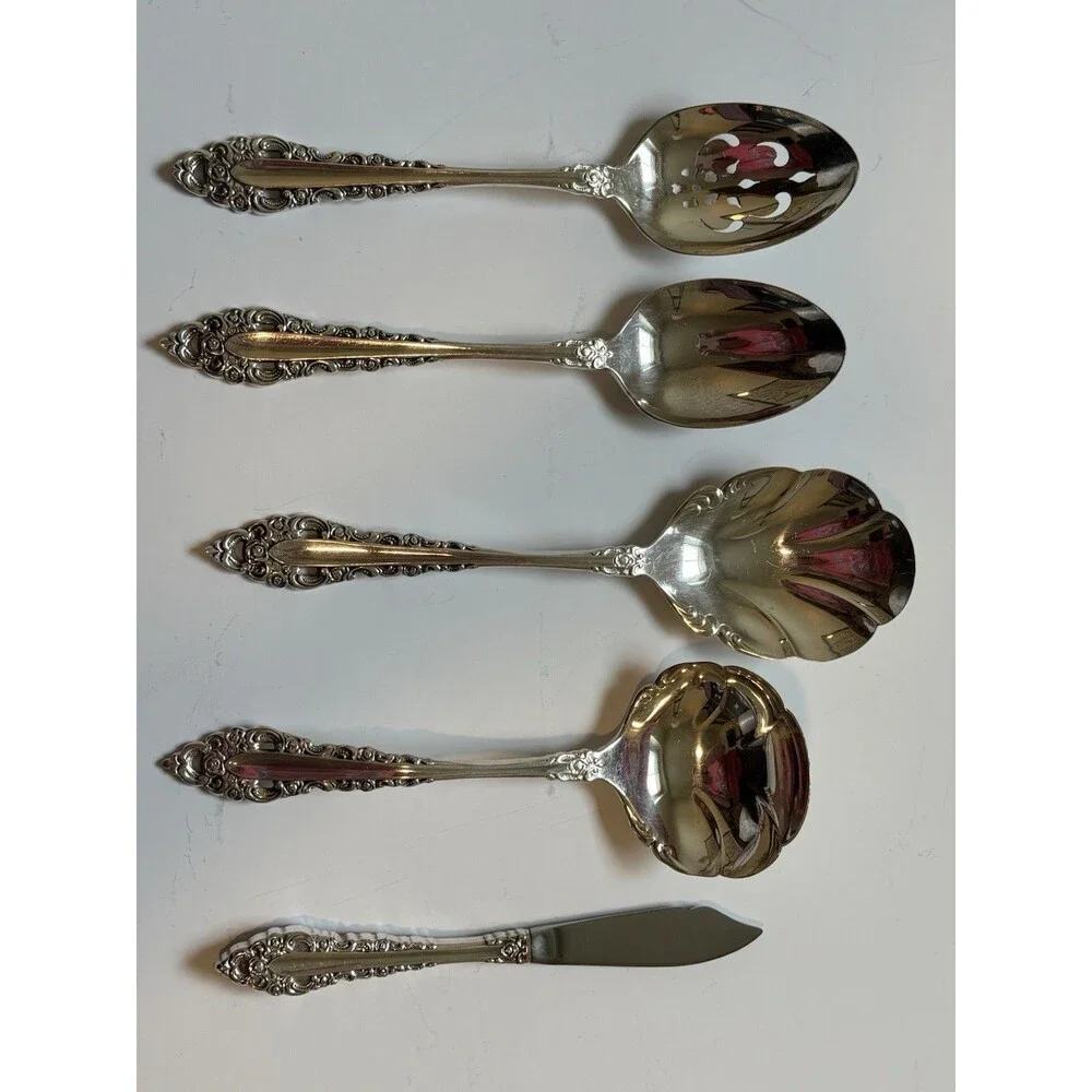 65 Piece Oneida Royal Grandeur Stainless Flatware Set